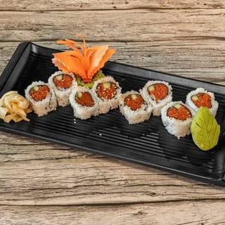 Spicy Tuna Roll *