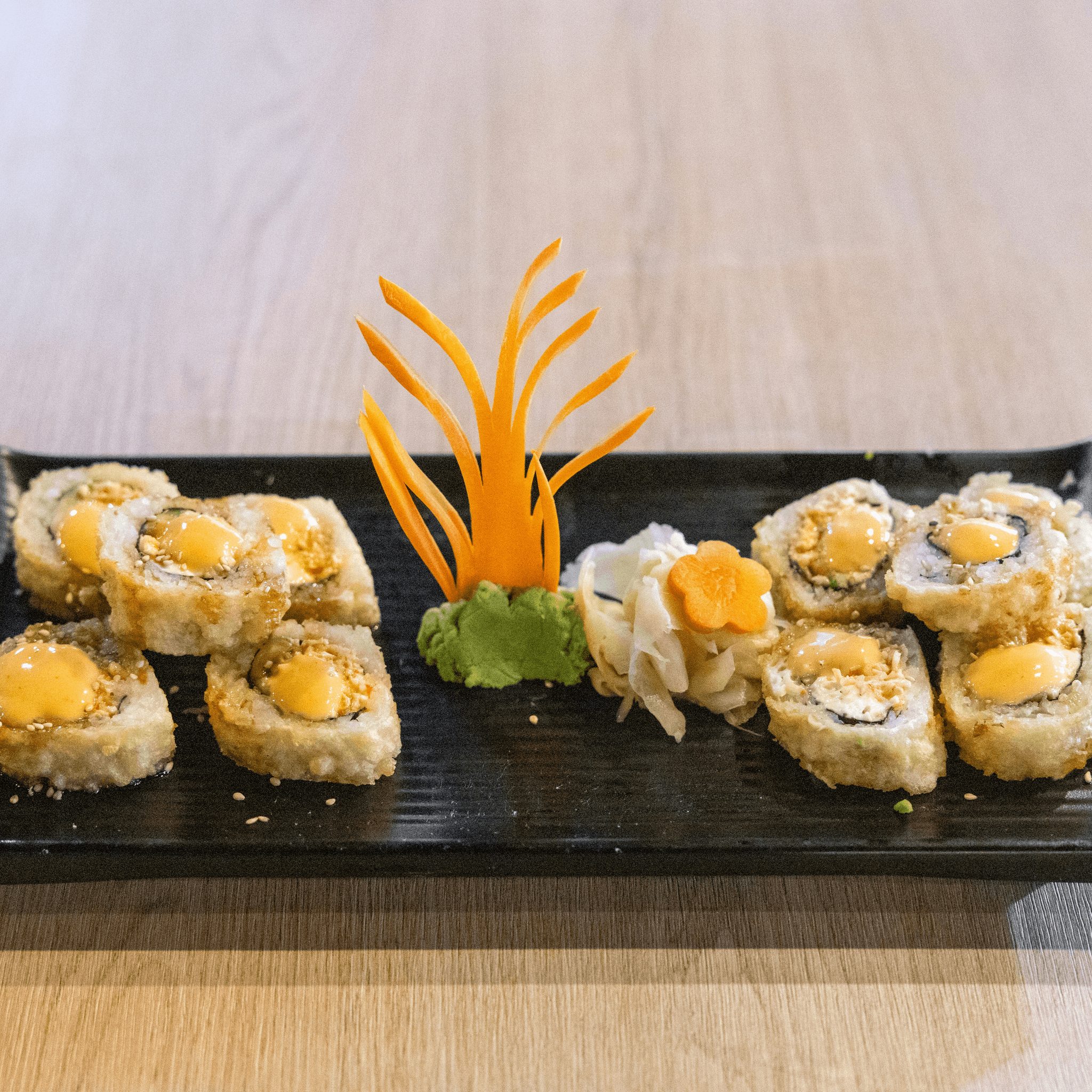 Vegas Roll * (Eel Sauce).