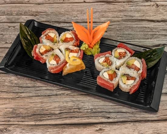 Cherry Blossom Roll * (Garlic Ponzu Sauce).