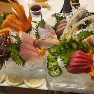 Sashimi Combination * (C)